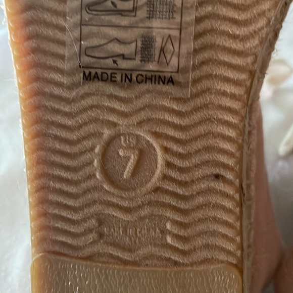 NWOB Soludos Espadrille Barbiecore Pink Canvas Sneakers Size 6.5 - Picture 7 of 8